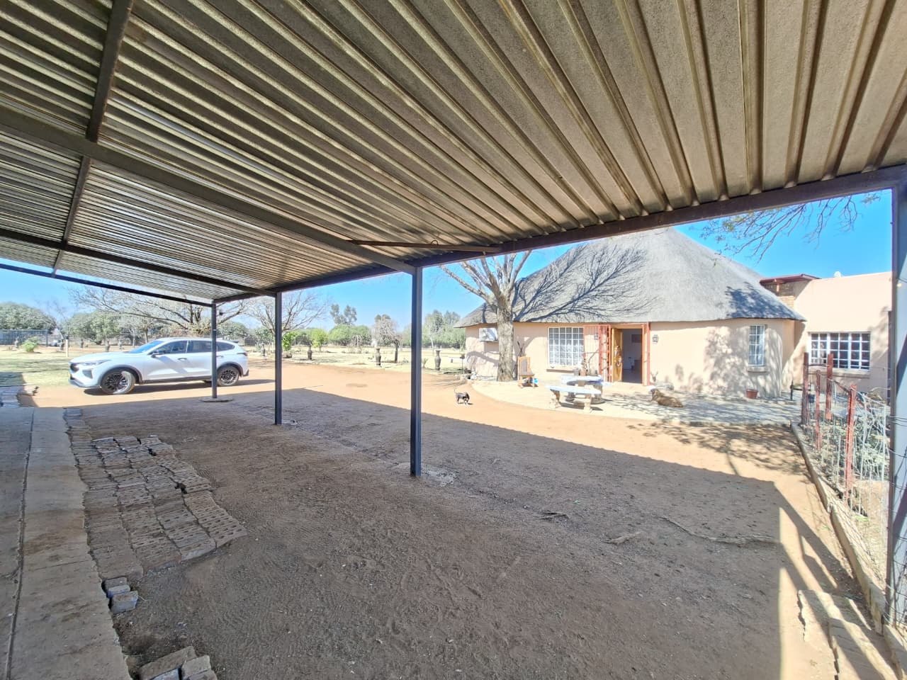 Photo 15
