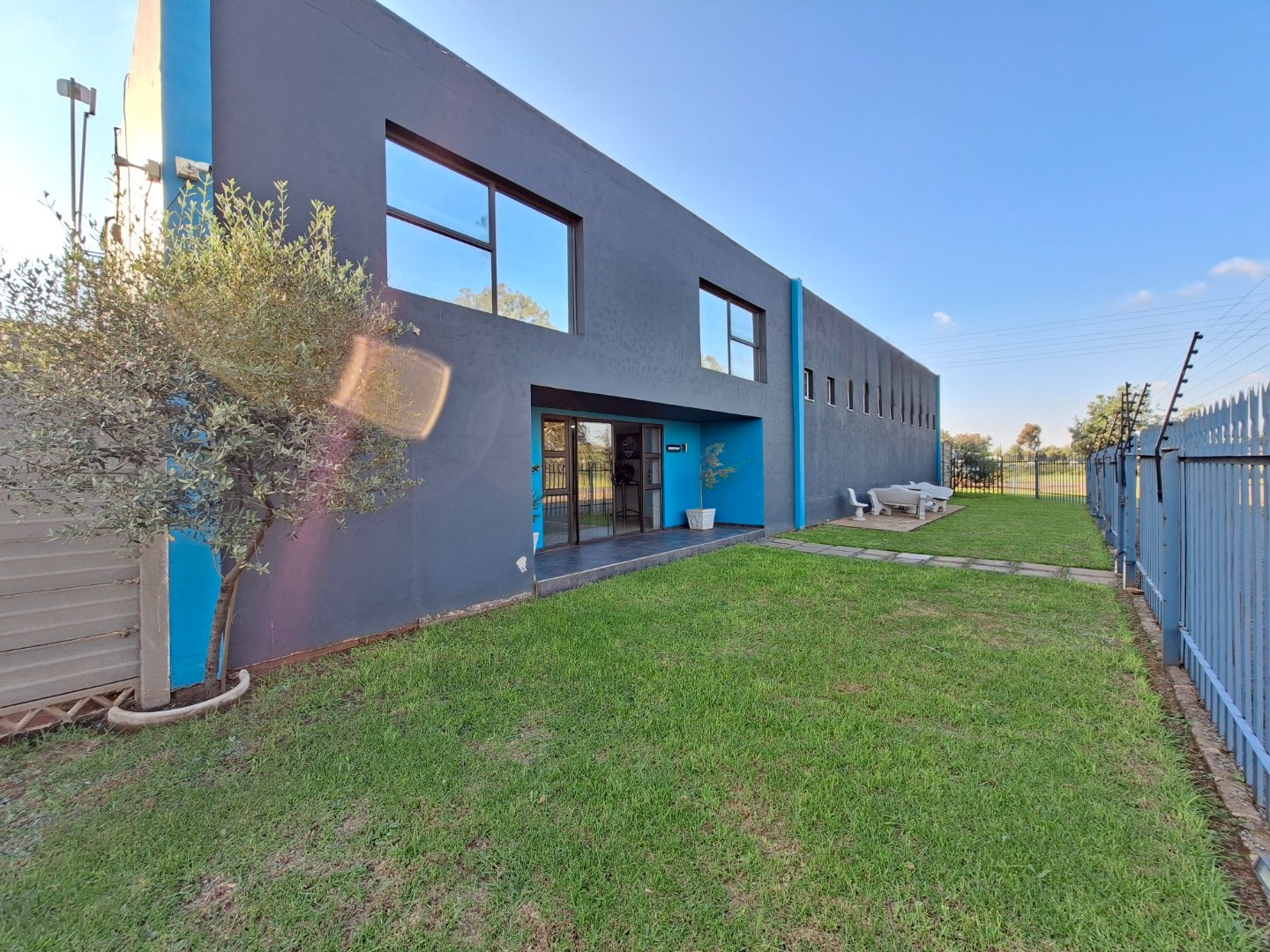 Prime Industrial Property for Sale – Excellent Location & Versatility