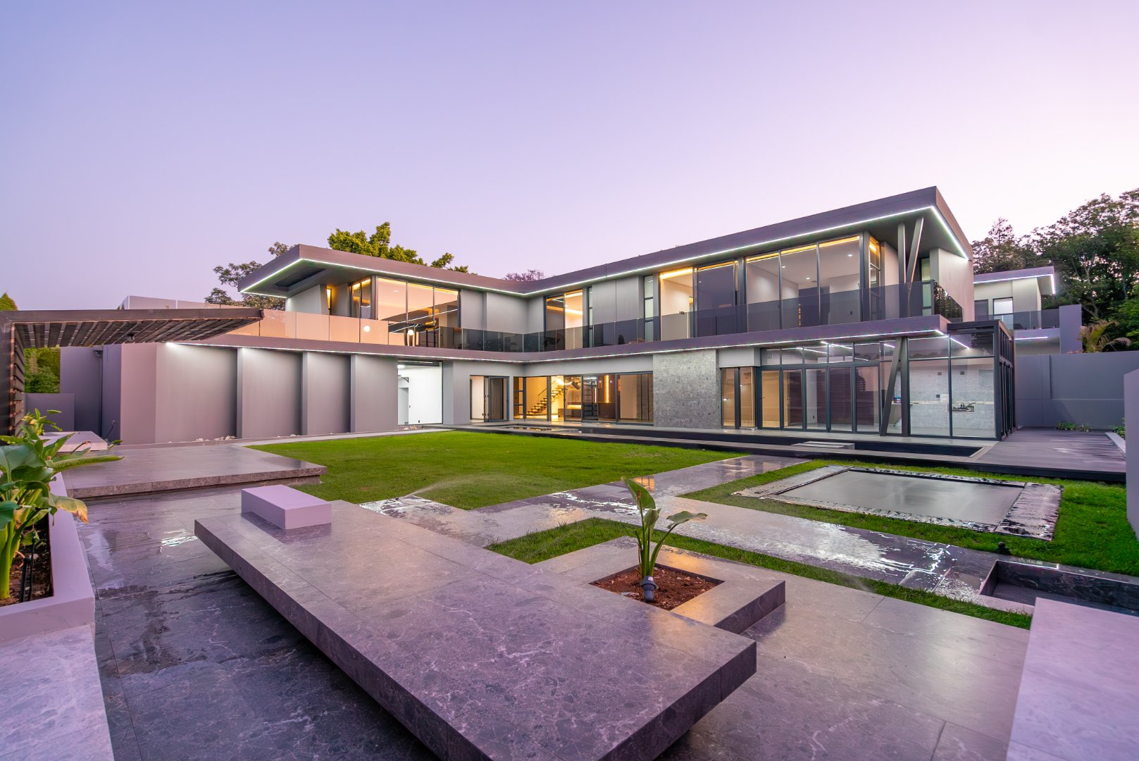 Brand new Modern Cluster Home