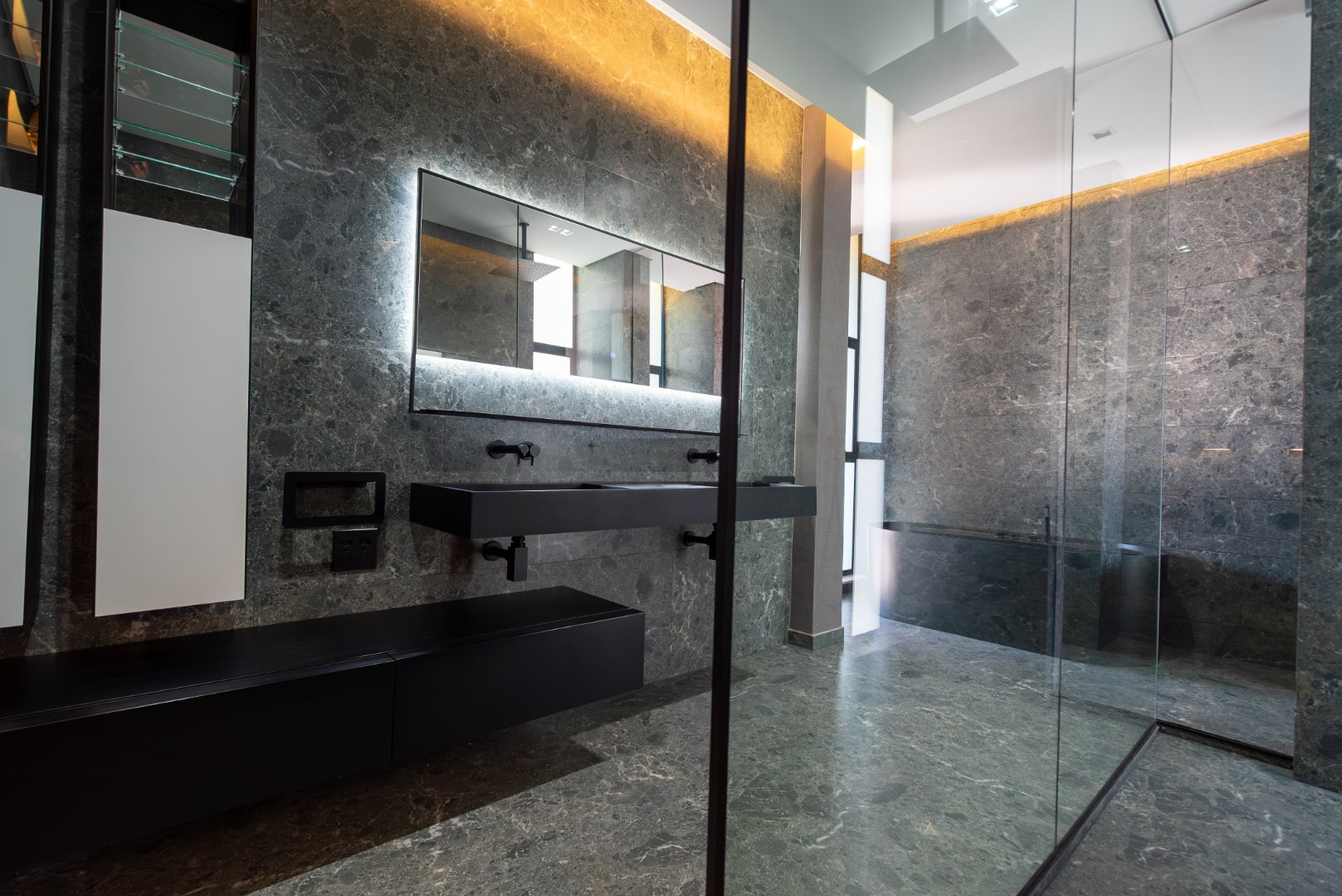 Brand new Modern Cluster Home