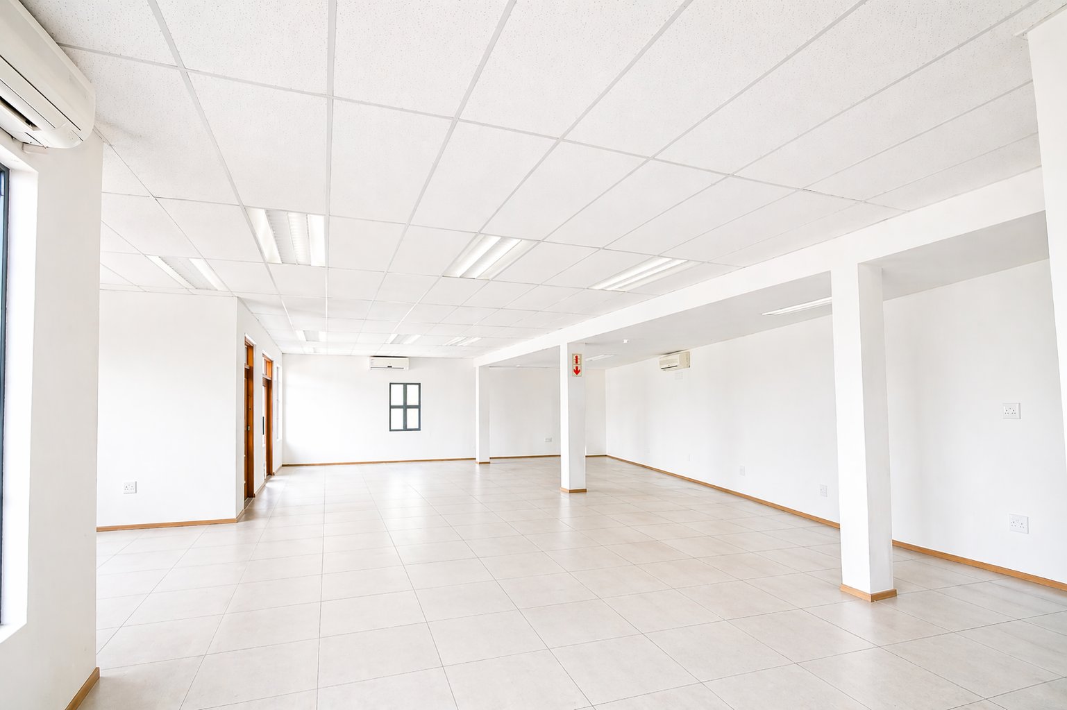 198 m² First-Floor Office Suite to Let at Promenade Shopping Centre | Suite 30, Mbombela photo 2