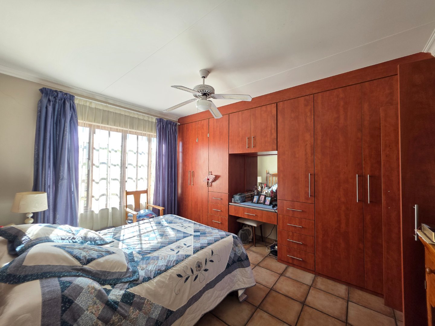 MAIN BEDROOM HOUSE 2