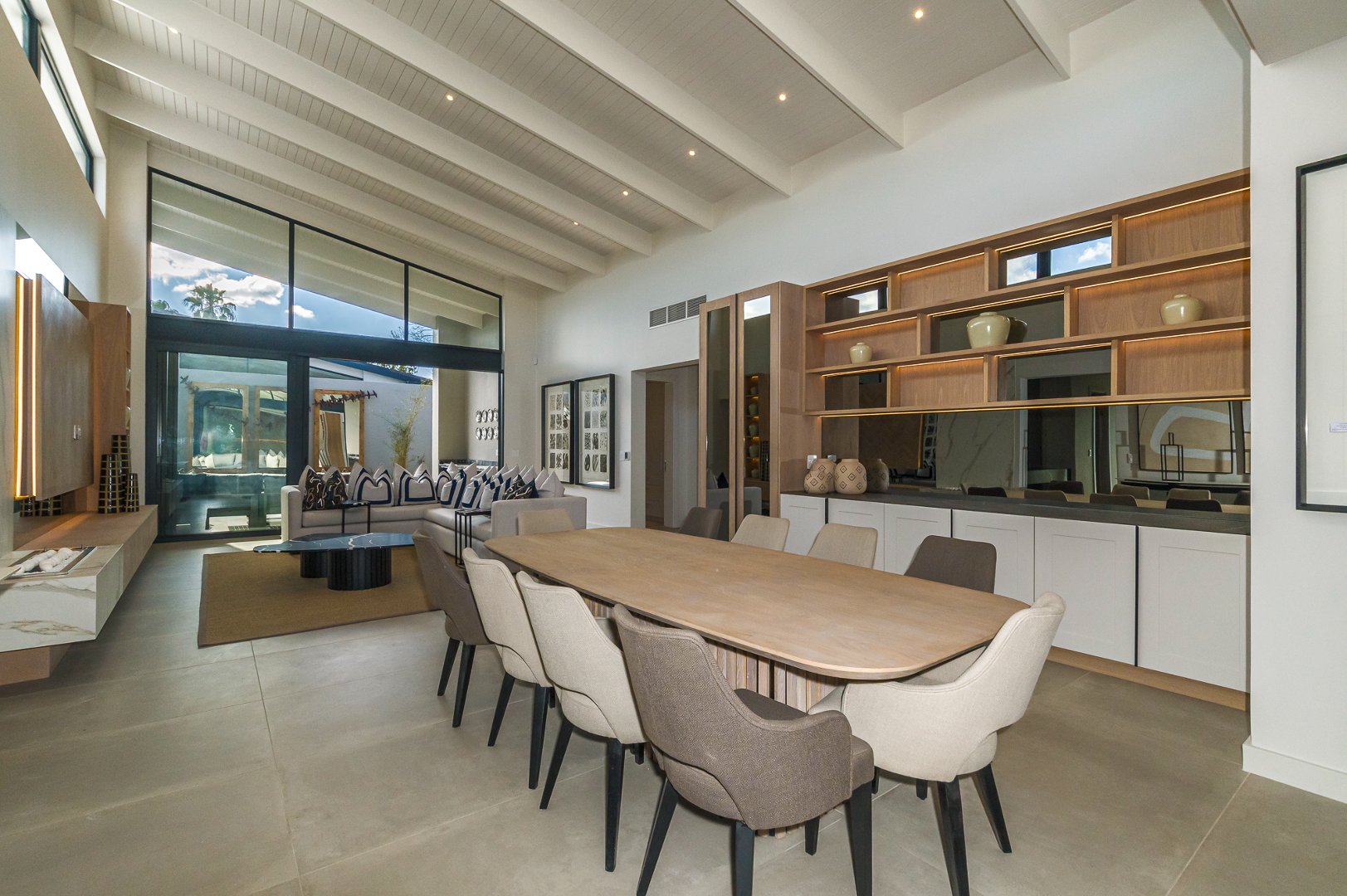 Luxury Single Level Townhouse