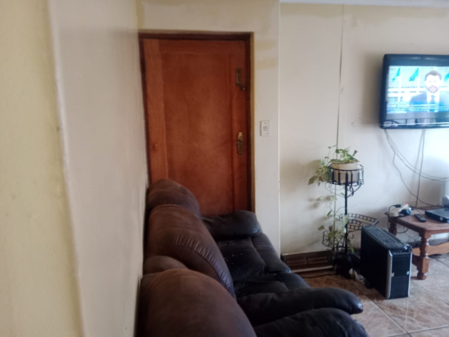 Well-Located 3-Bedroom Family Home Close to Motheo TVET College photo 5