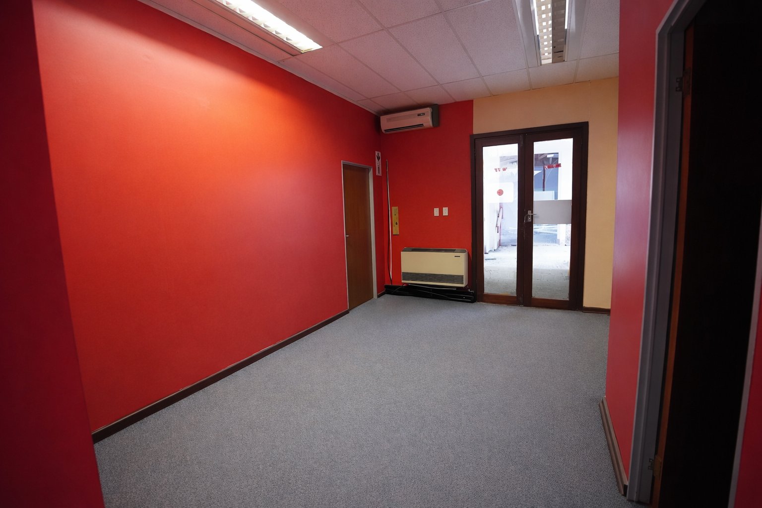 107 m² First Floor Office Suite To Let at Promenade Shopping Centre | Suite 12 | Central Mbombela Business Address photo 6