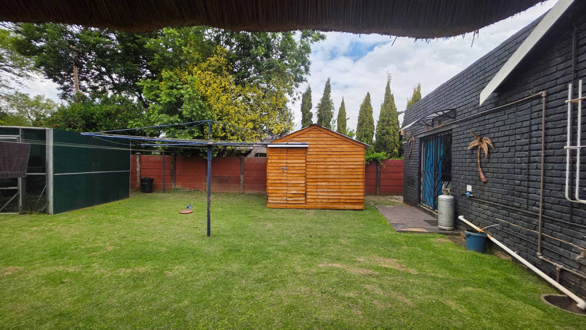 WENDY HOUSE IN BACK YARD